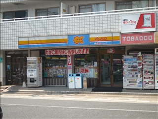 くらしハウス|コンビニ_t.jpg