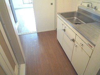 サンパレス山崎|キッチン2.jpg