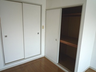 サンパレス山崎|収納2.jpg