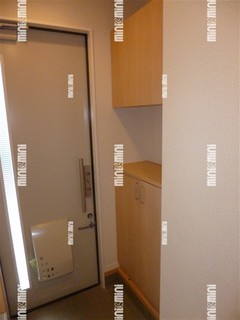 高槻市賃貸アパート メゾン ド カルム|玄関.jpg