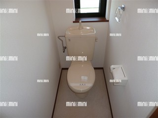 高槻市賃貸マンション モンレアーレ|トイレ.jpg