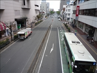 JR高槻駅から高槻市役所までの道_t.jpg