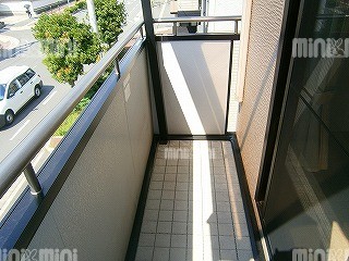 ルグランソシエS棟のバルコニー