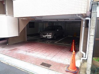 メゾン美杉|駐車場.jpg